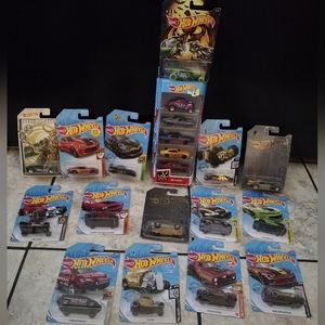 Huge Lot of Hot Wheels